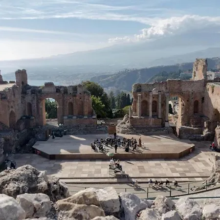 Casanica-taormina Taormina