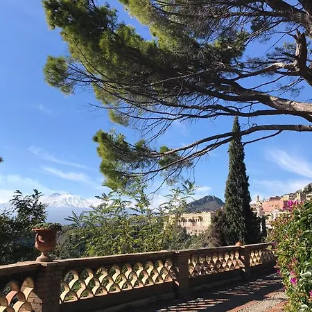 Casanica-taormina *